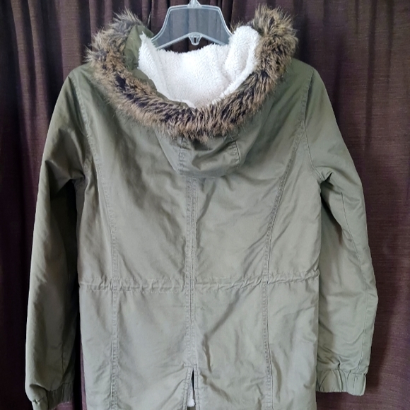 YOKI - Picture 5 of 10